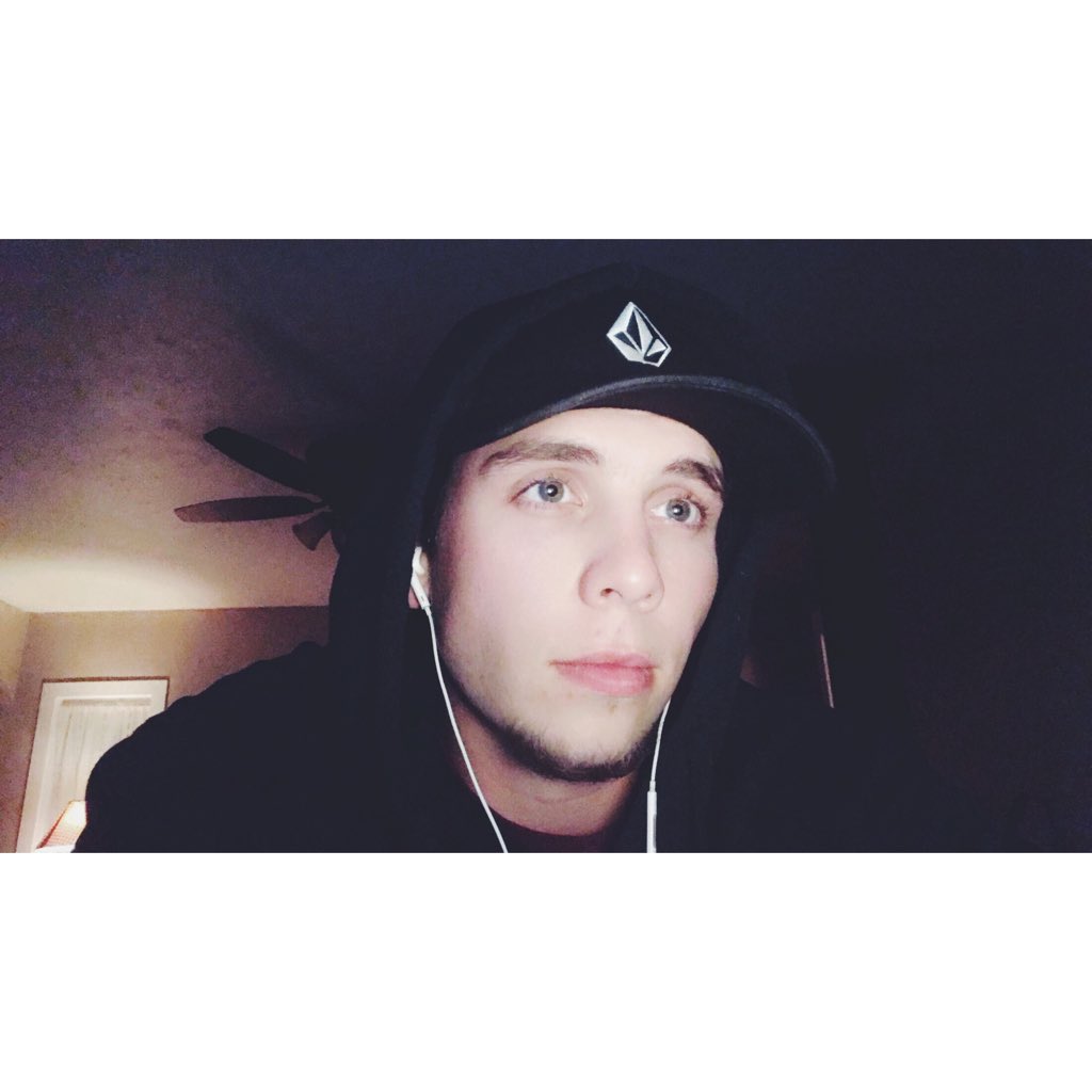 ThatJonThompson's tweet image. #NewProfilePic