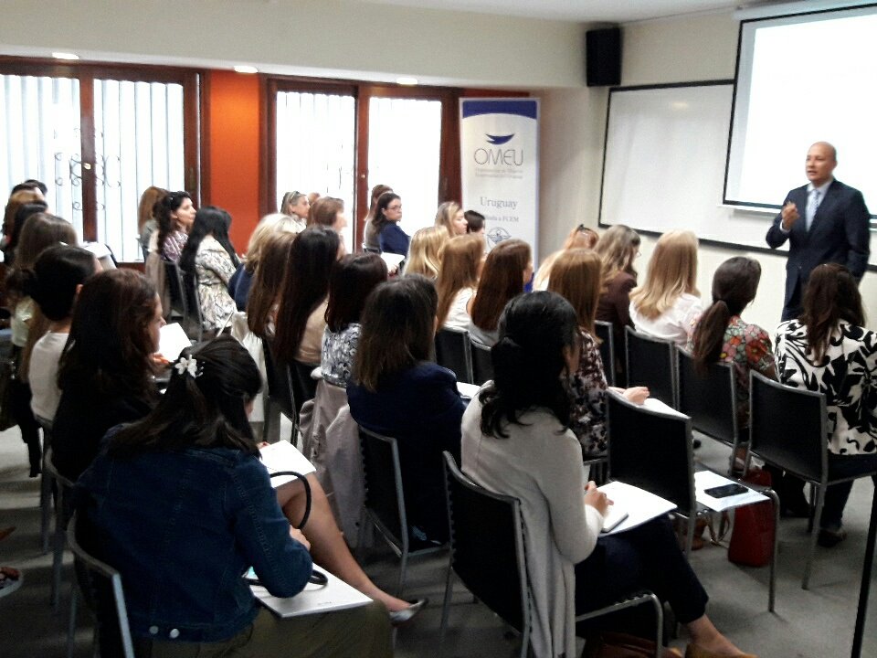 OMEU presente en la presentación del reporte de Emprendimientos realizados por Mujeres junto a la Escuela de Negocios Universidad Católica
