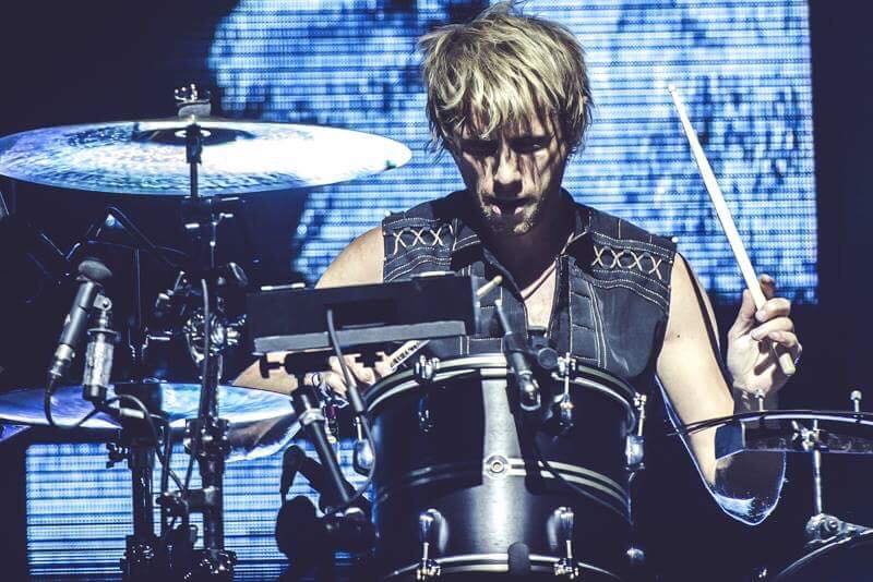 Happy Birthday Dominic Howard !
Il fête aujourd\hui ses 40 ans! 