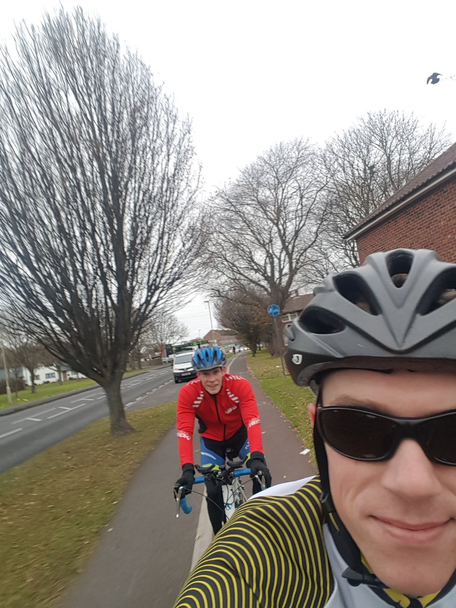RobboMG89's tweet photo. The temperature is dropping but we're still in the saddle! 
#cycling #cyclingphotos #cyclist #Cyclinglife https://t.co/cVfGgqjNHk