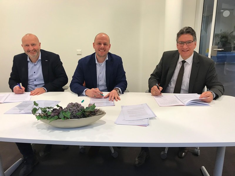 TBvastgoed's tweet photo. Wij ondertekenden een principeakkoord over de ontwikkeling van de 'Fructuslocatie' in #Dodewaard: https://t.co/DjAqaPP1kf https://t.co/k8ZTtZpI8C