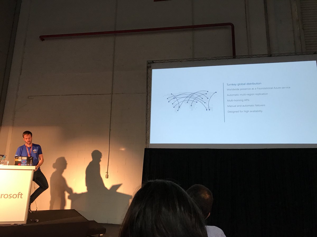 Fabriciodba's tweet photo. #CosmosDB #techsummit #techsummit2017 https://t.co/VQNAvASPJR