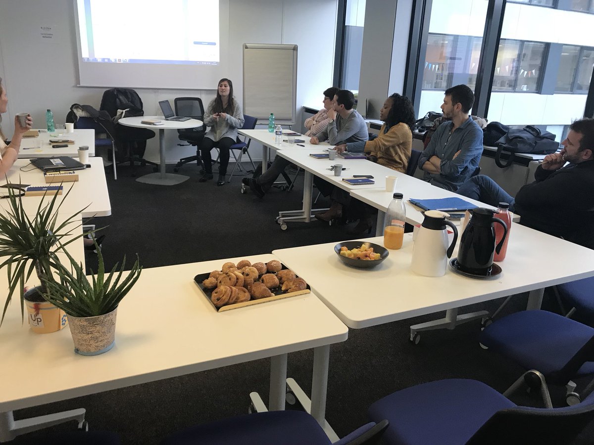 Doria_Bdj's tweet image. Les ambassadeurs @Babilou_fr se forment aux Réseaux Sociaux 👍🏼🎉. Merci @vero_mbk 😀