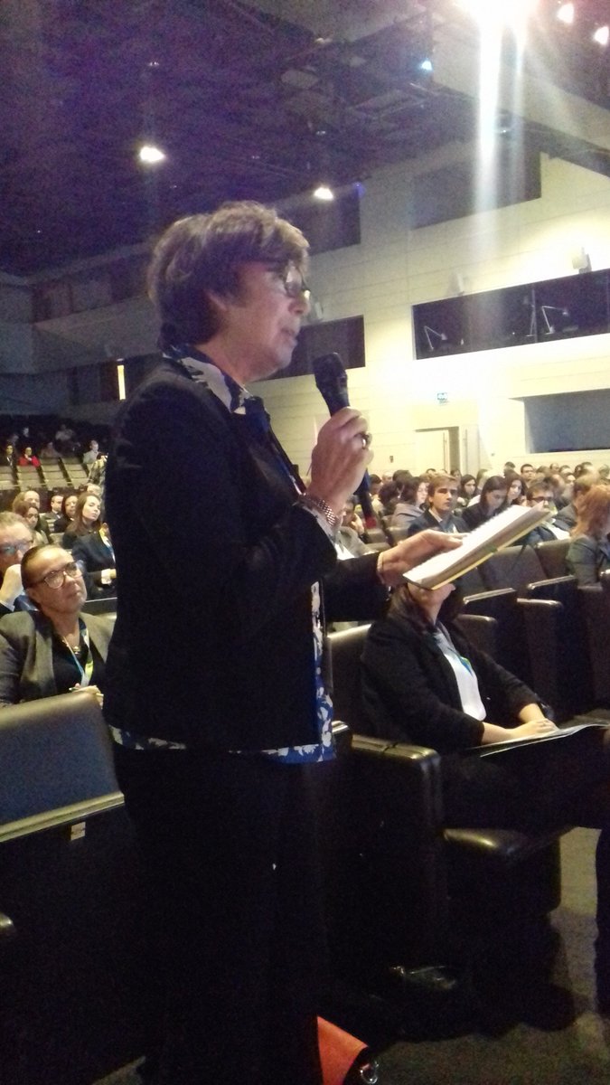 syl_scribe's tweet photo. Great contributions form #commbebiz at the #BBISF2017 Stakeholder Forum @rhondaminerva @CommBeBiz Coordinator with crucial questions on skills and training for scientists in #biobased #scicomms during plenary. @annabelscomms and Marie actively promoting https://t.co/GOul6e6Pc5 . https://t.co/3kd6BK26Bj