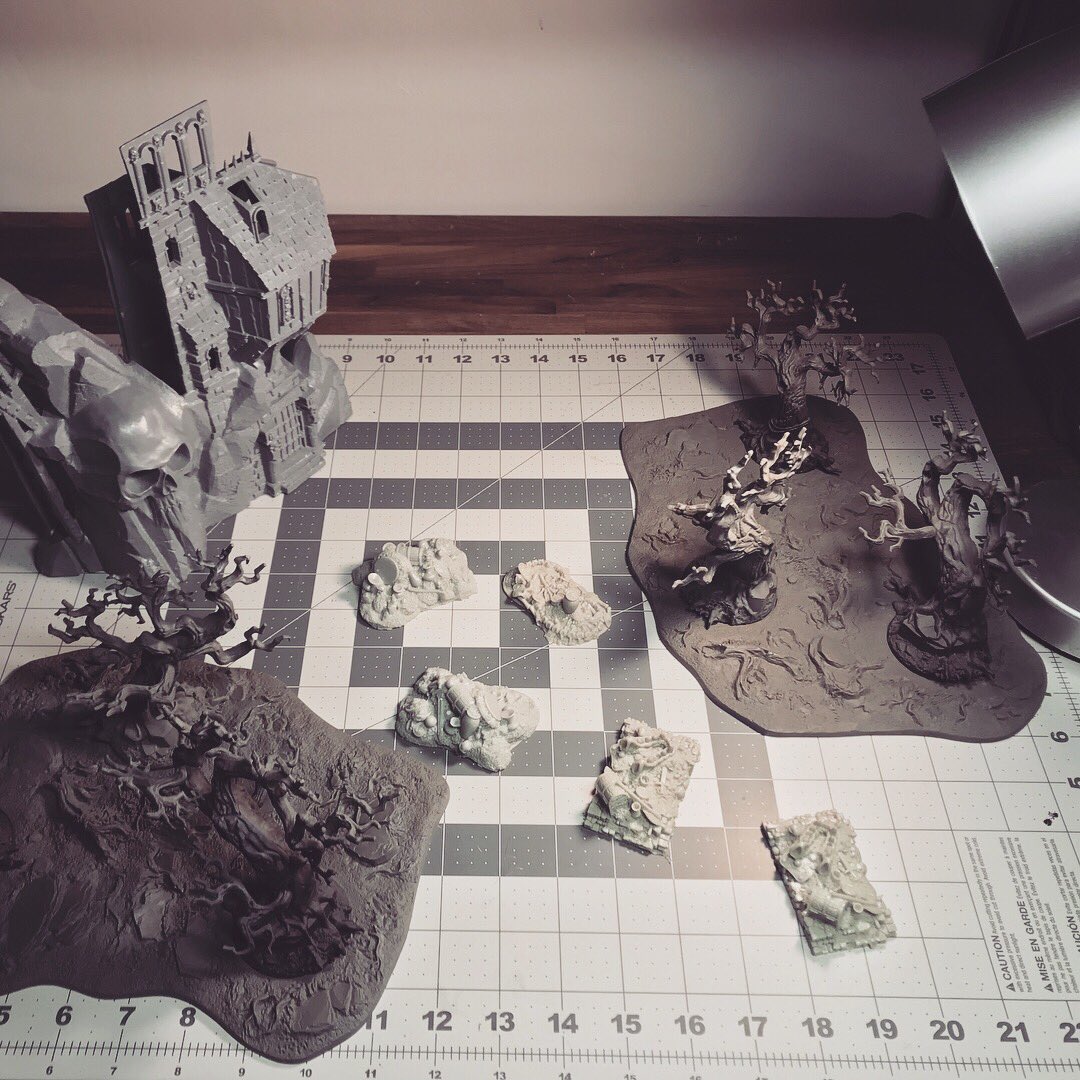 ACoatofGrey's tweet image. Never too early to start #armiesonparade2018. This is going to have a big surprise coming with it. #warmongers #aos