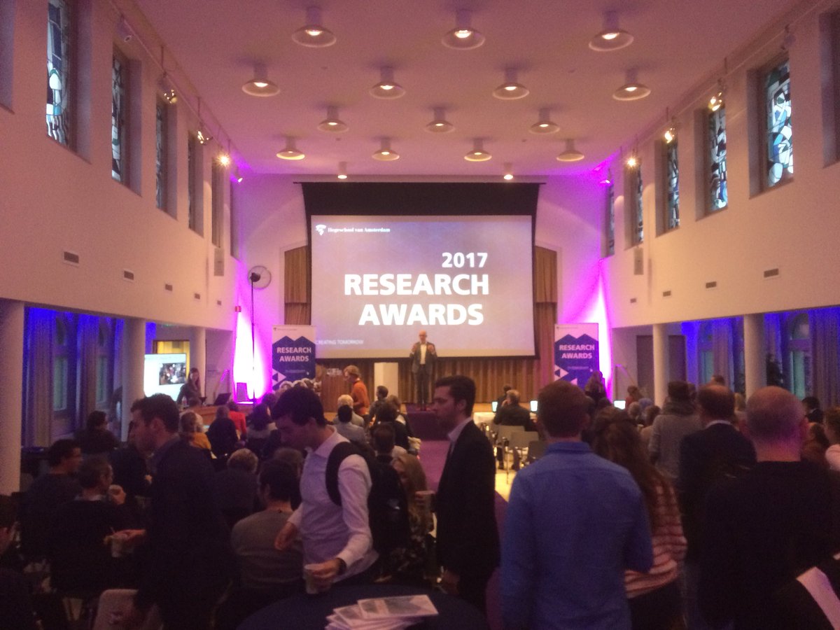 #hvaresearchaward Succes <a href="/Moes_Anne/">Anne Moes</a> !