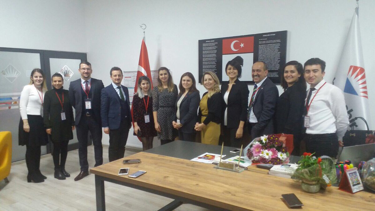 Değerli direktörlerimize nazik ziyaretleri ve katkıları için teşekkür ediyoruz <a href="/KdzEregliBK/">BK Kdz Ereğli Kampüsü</a> <a href="/Sabahat_Suer/">Sabahat Süer</a> <a href="/arzutunc1/">arzutunc</a>