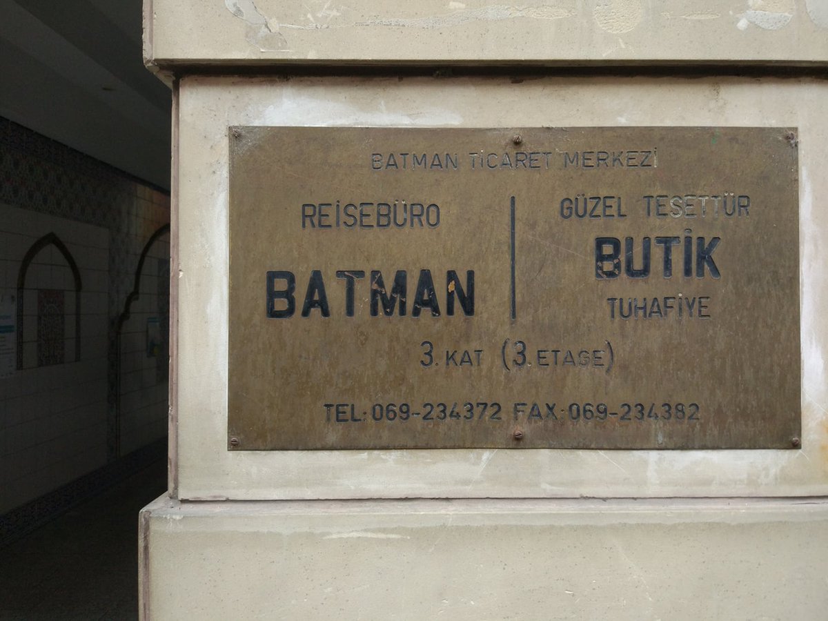 Also wenn jemand ihn braucht oder sucht, ich weiss jetzt, wo er gerade ist. #batman #frankfurt #ffm #hilfe