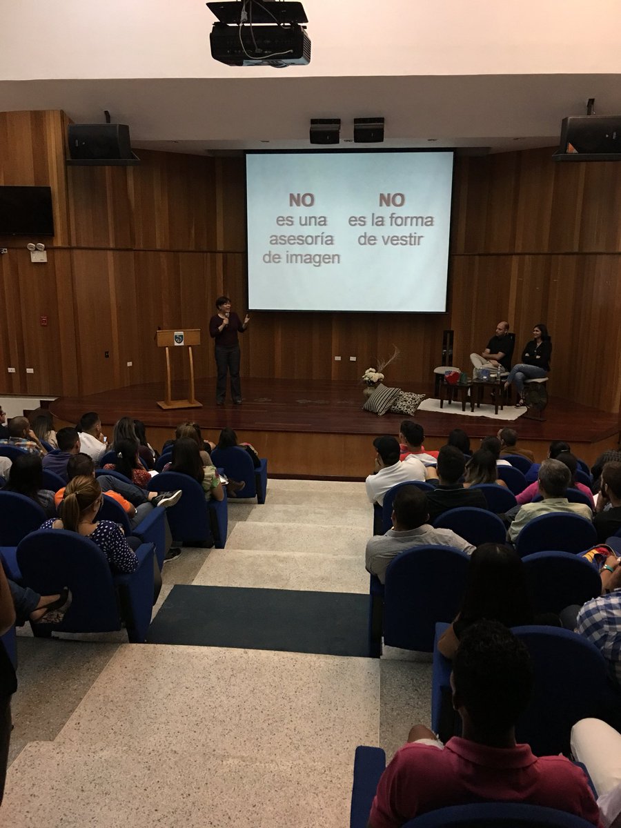 comunicatec_'s tweet photo. Leyda Campos #ForoComunicatec https://t.co/M9f0KkFsMG