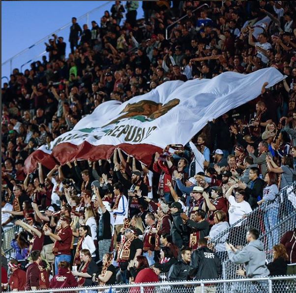 Despite <a href="/StephenAtHome/">Stephen Colbert</a>'s "Sacramento is boring" dig (which is far from the truth), I'm still a huge fan and LOVE this interview w/ Saoirse Ronan about <a href="/LadyBirdMovie/">Lady Bird</a>: youtube.com/watch?v=Bf22Vq…

Stephen - Next time you're out west, we'd be happy to show you what Sac is all about!