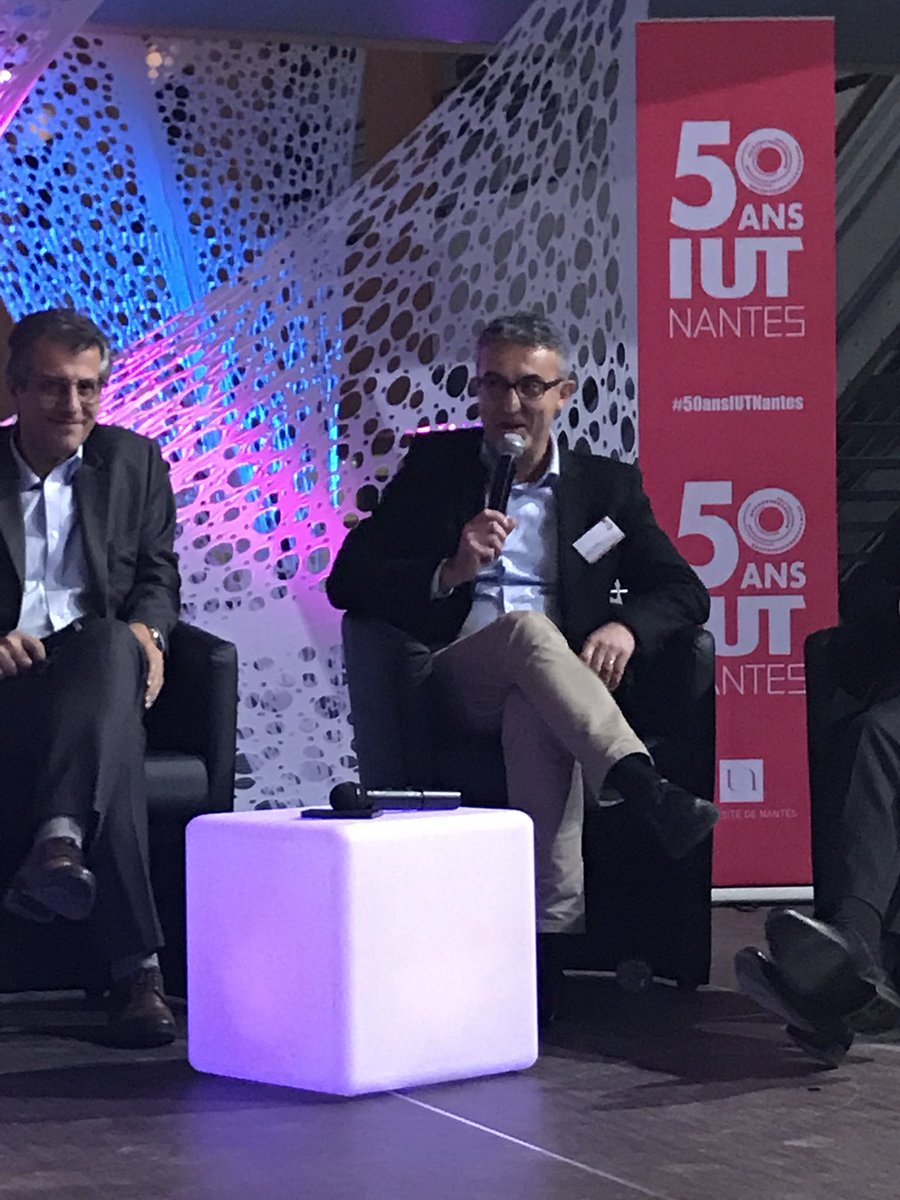 DalleRodolphe's tweet photo. Xavier Bossis @Proginov et Stéphane Piraud #ecocreation : dirigeants d’entreprise après un DUT #INFO et #SGM https://t.co/oQRFKex3uf