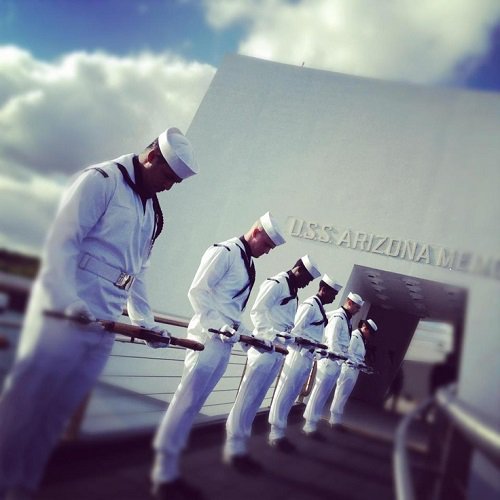 Isaveteeth's tweet image. We remember those who lost their lives at Pearl Harbor while serving their country, 76 years ago.