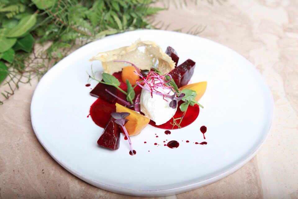 ishotimagesza's tweet photo. @ILoveFoodiesCT @GiuliosCafe @InstaEats @SabinePalfi @ChefSueAnnAllen @gabi_bake_fit @ulmenstein @thejaxblog It is, but isn't the food just amazingly beautiful, and delish! π #VIPMediaLaunch #GiuliosCafe https://t.co/gQIehFLzs0