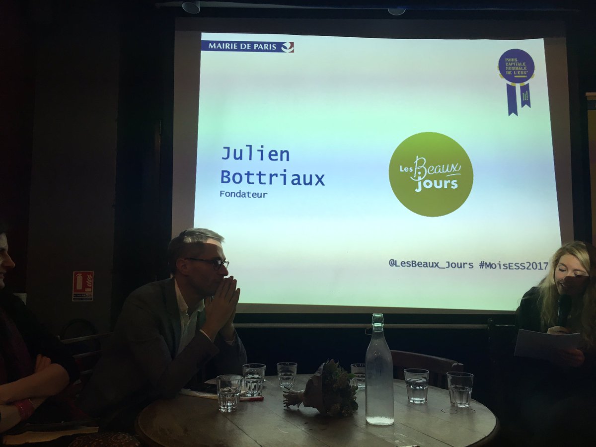 nadineherrati's tweet photo. @LesBeaux_Jours @JuBottriaux axer l'usage à l'utilisateur comme point commun et mise autour de la table des utilisateurs. Méthode mise au service des territoires pour citoyens #MoisEss2017 https://t.co/eYnU7CnCAe