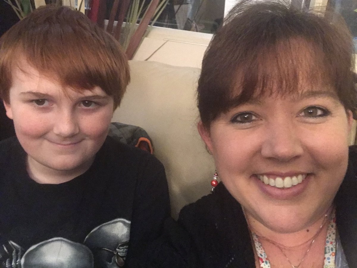 SGarrisonRES5's tweet photo. Jacob gets the #GoodNewsCallOfTheDay for showing how hard he can work in 4th grade. Jacob has risen the top with his hard work and is always eager to help his teachers and others! Way to go Jacob!! #ResRoars #BCSRocks https://t.co/VKzhcPzGxF