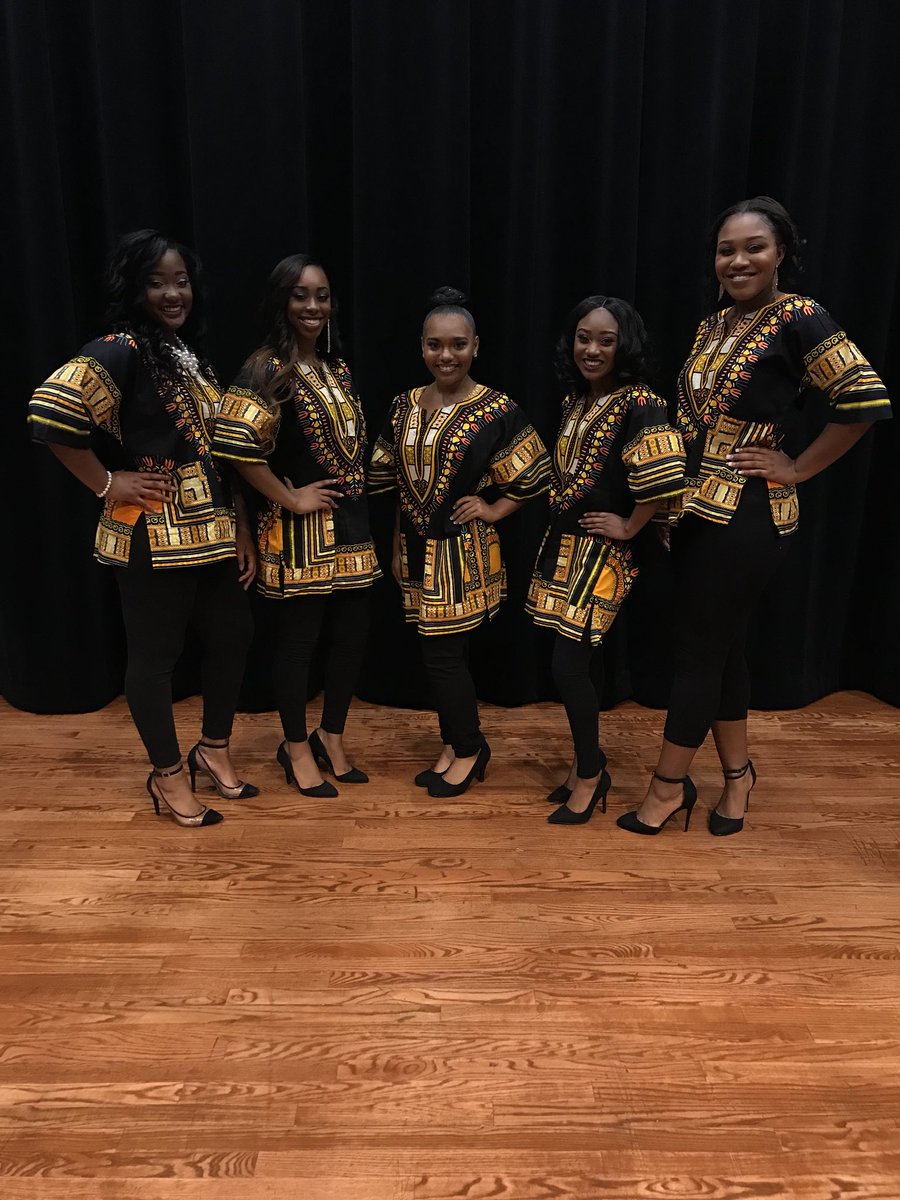 ArkTechAlphas's tweet image. Our 2017 Miss Black &amp;amp; Gold Contestants ✨