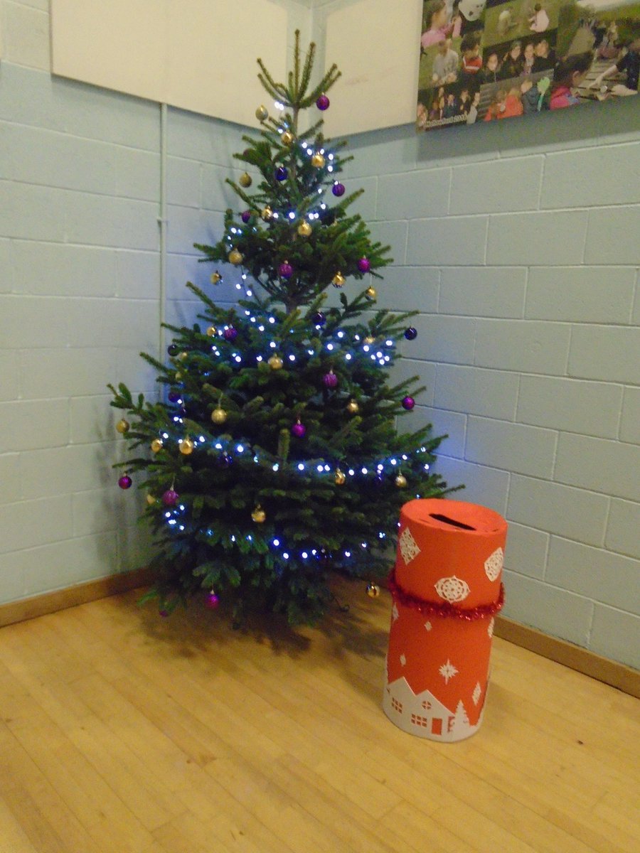 woodthorpepri's tweet photo. CHRISTMAS HAS ARRIVED at #woodthorpeschool 🎄And our magic post box is back and better than ever #Christmas #magicpostbox #holidaycheer https://t.co/pgPmriG5AY