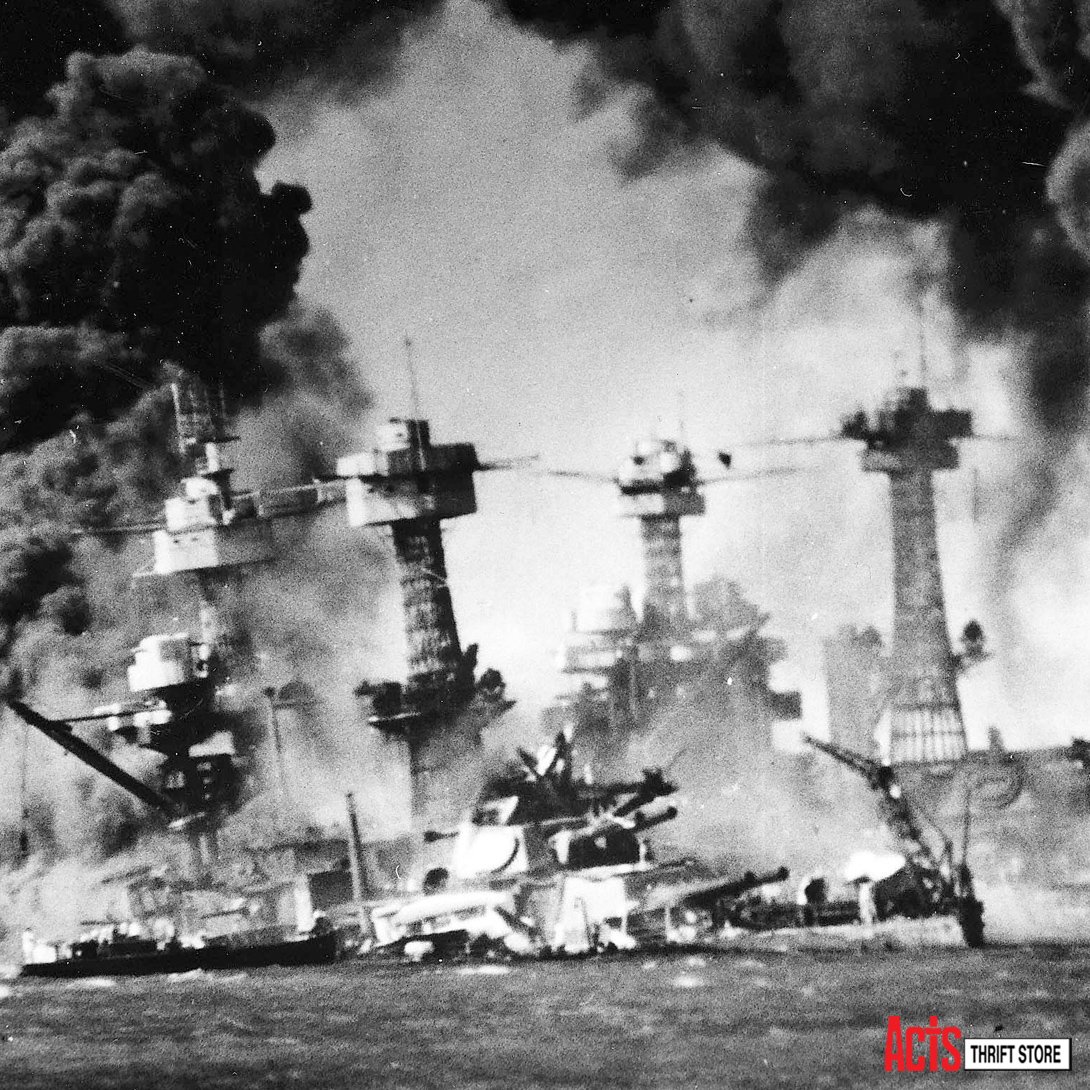 ActsStore's tweet photo. 40% OFF ENTIRE PURCHASE
Thursday December 7, 2017 - 3:00 PM to 7:00 PM Only
Some restrictions apply - white tags, boutique and other in-store specials not applicable.
#December7Fact: Japan attacked Pearl Harbor https://t.co/TKr3LI0019