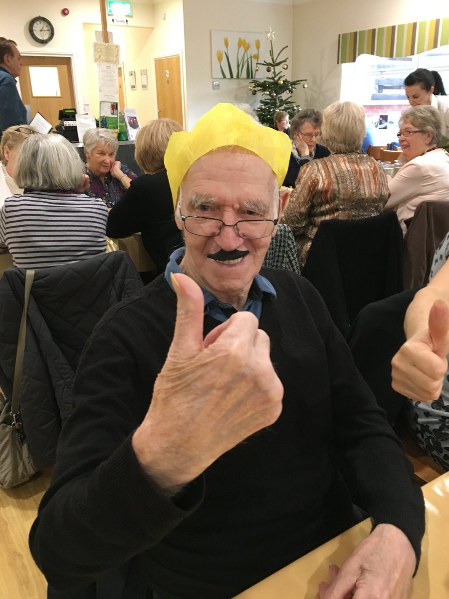 FieldingTwi's tweet photo. Christmas dinner at the garden centre @jonboysweeney @Lynne06Roberts @mencap_charity #Christmas #festive #gainsboroughmencap #inclusion #mencapchristmas https://t.co/AHLAn12N87