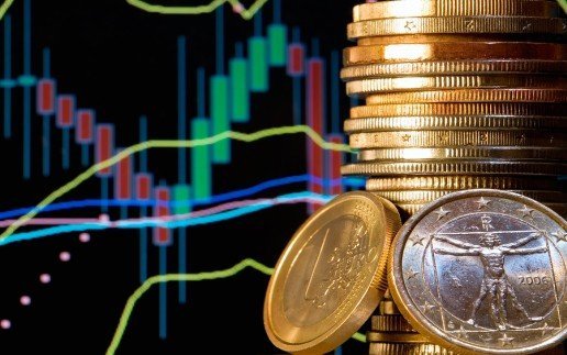 klotzbrocken's tweet photo. Robin ist da: Deutsche Bank bringt eigenen Robo-Advisor #auf #den Markt https://t.co/nbHG95Ux5d #Fintech News via @itfinanzmagazin https://t.co/vaYE37aGjT