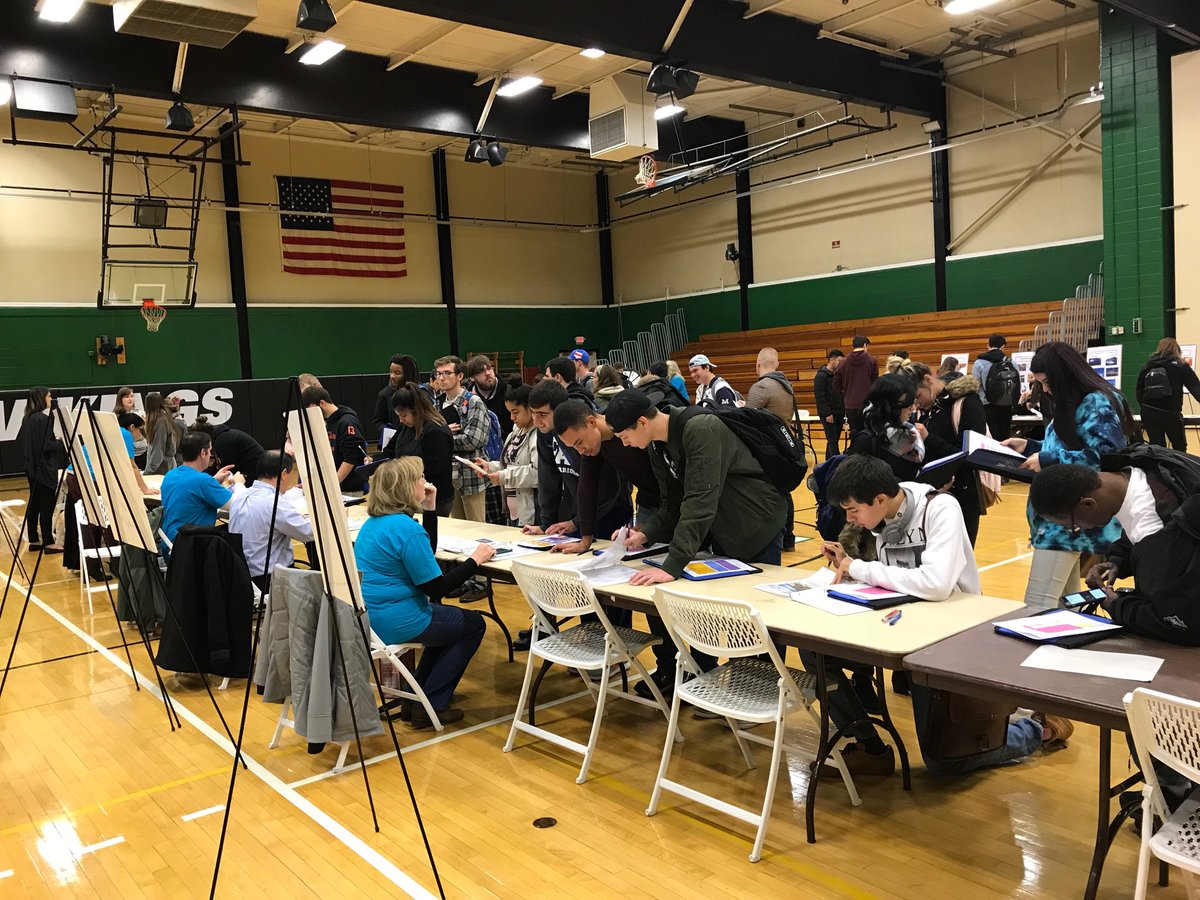 NJCUL's tweet photo. The Reality Fair is taking over Ocean County College right before the semester ends! 🍎📚✏️ https://t.co/nDVijscO0m