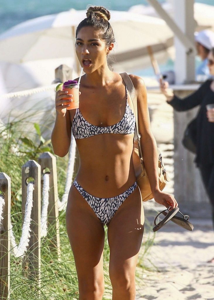 entertainmentbx's tweet photo. (Erika Wheaton in Bikini on the beach in Miami) has been published on StarNewsVision - https://t.co/29UwvseRkV https://t.co/bDdEciPuv8