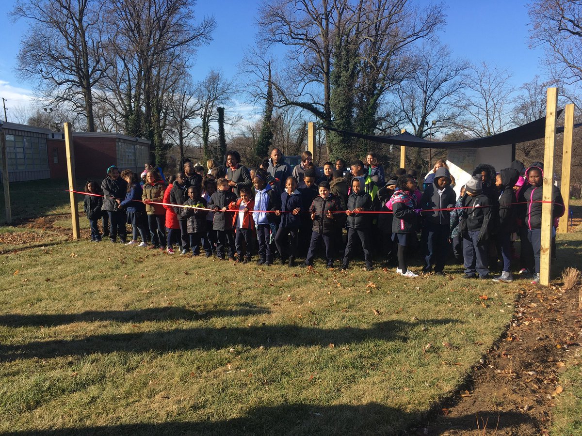 anacostiaws's tweet photo. Ribbon cutting of new outdoor learning space @capitolheightse @pgcps @PGCSprout @NDCMaryland @SchmidtCenter #TreatingandTeaching https://t.co/Q1XuGvKO3U