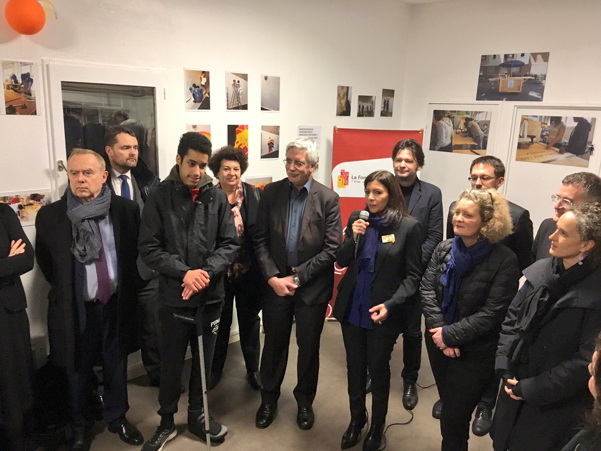 _RIVP_'s tweet photo. #Inaugiration d'un café mobile à Grange-aux-Belles #Paris10. Réalisé dans le cadre d’un chantier d’insertion ce projet est né de l'intitiative de la Fondation @Paris_Habitat en partenariat avec l'association AJAM, @ElogieSiemp, @_RIVP_ @Anne_Hidalgo et en présence de @Val_Plante. https://t.co/7X6WTbKnjZ