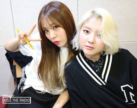 ashIeypics's tweet photo. #happyzunyday 💕💙 https://t.co/TnPpIuRgvF