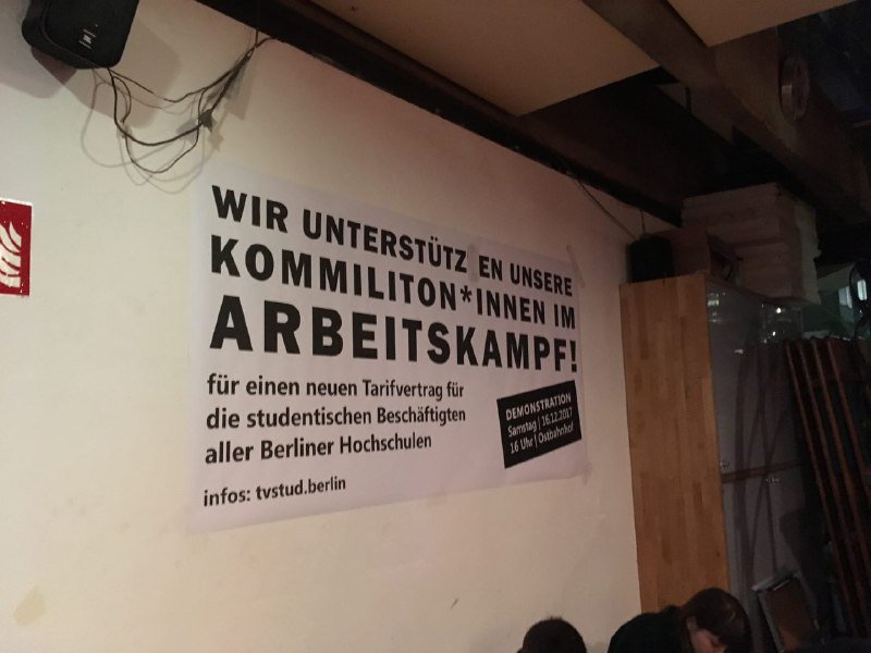 TVStud_Berlin's tweet photo. Solidarität vom Café A der @TU. Sind auch bei der #TVStud-Demo am 16.12 am Start. Seid auch mit dabei! 16 Uhr Ostbahnhof! https://t.co/ahTOTLlrlt https://t.co/DOBSa2xSiS