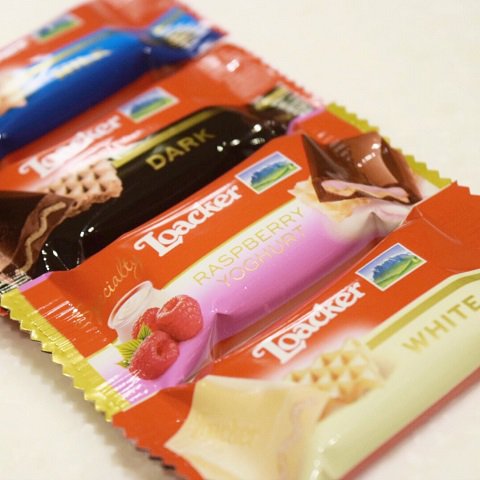 堀川智香子 輸入食料品コーディネーター Chikako Horikawa イタリアのローカーチョコレート 新商品になるかもしれない情報no 634 Kitchen Garden インスタグラムより 波状のウエハースの周りをチョコレートでコーティングした ローカーの 堀川智香子 輸入食料品コーディネーター Chikako Horikawa イタリアのローカーチョコレート 新商品になるかもしれない情報no 634 Kitchen Garden インスタグラムより 波状のウエハースの周りをチョコレートでコーティングした ローカーの