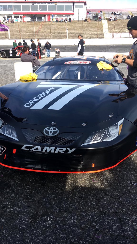 Just about time to qualify for today's race <a href="/hickoryspeedway/">Hickory Motor Speedway</a>