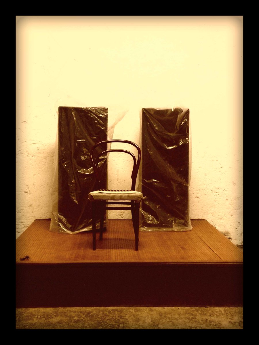 LACONTRARTNOCAL's tweet photo. Esperant lullavy y sexy bicicle. Divendres 15 a partir de las 20:30h. https://t.co/Y7p3p8sb5I
