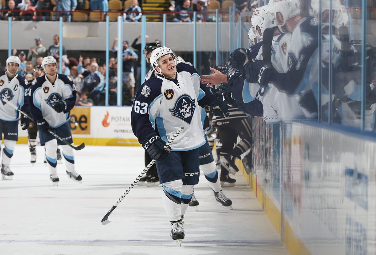 TheAHL's tweet photo. Don't let his height fool you - @mkeadmirals forward Tyler Kelleher is making a big impact on the ice this season. #AHLOTB 

📝 @JKarnosky
→ https://t.co/0bg7stMiAF https://t.co/1vt8kmMZwS