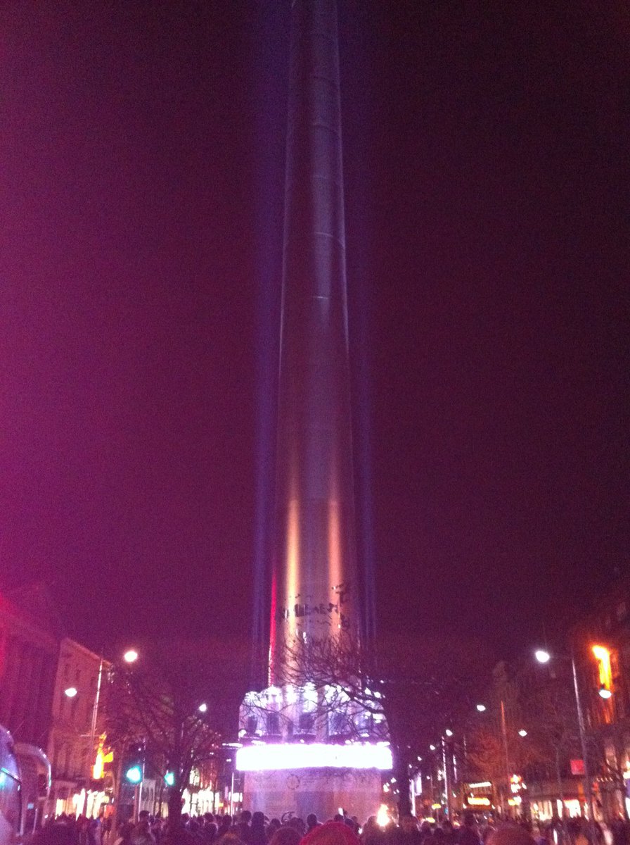 choiceIrregular's tweet photo. Oh did anyone mention @IDL2018 at @scicomie? A great way to continue on all the fantastic collaborations we did in 2015 (check the UN report) both nationally & internationally & we can apply for IDL grant. Would love to light up the Spire again or Newgrange #SCICOM2017 #IDL2018 https://t.co/mInNT38y70