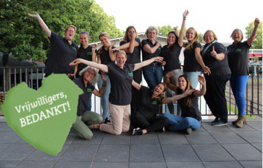 werkenaepaard's tweet photo. We kunnen niet vaak genoeg zeggen hoe blij wij zijn met onze bevlogen vrijwilligers. Zonder hen geen #WerkenalseenPaard. Op deze speciale dag willen we ze nog eens extra bedanken! #Vrijwilligersdag #Vrijwilligersbedankt #zijmakenhetverschil https://t.co/e512ryWtaG