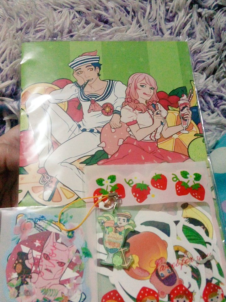 Lizardyne's tweet photo. AAAAH IT'S HERE!! THANK YOU SO MUCH @Rauviel and @BearzarreZines 💝💖🌟✨💗❤😭 https://t.co/DKrzsTgoBL