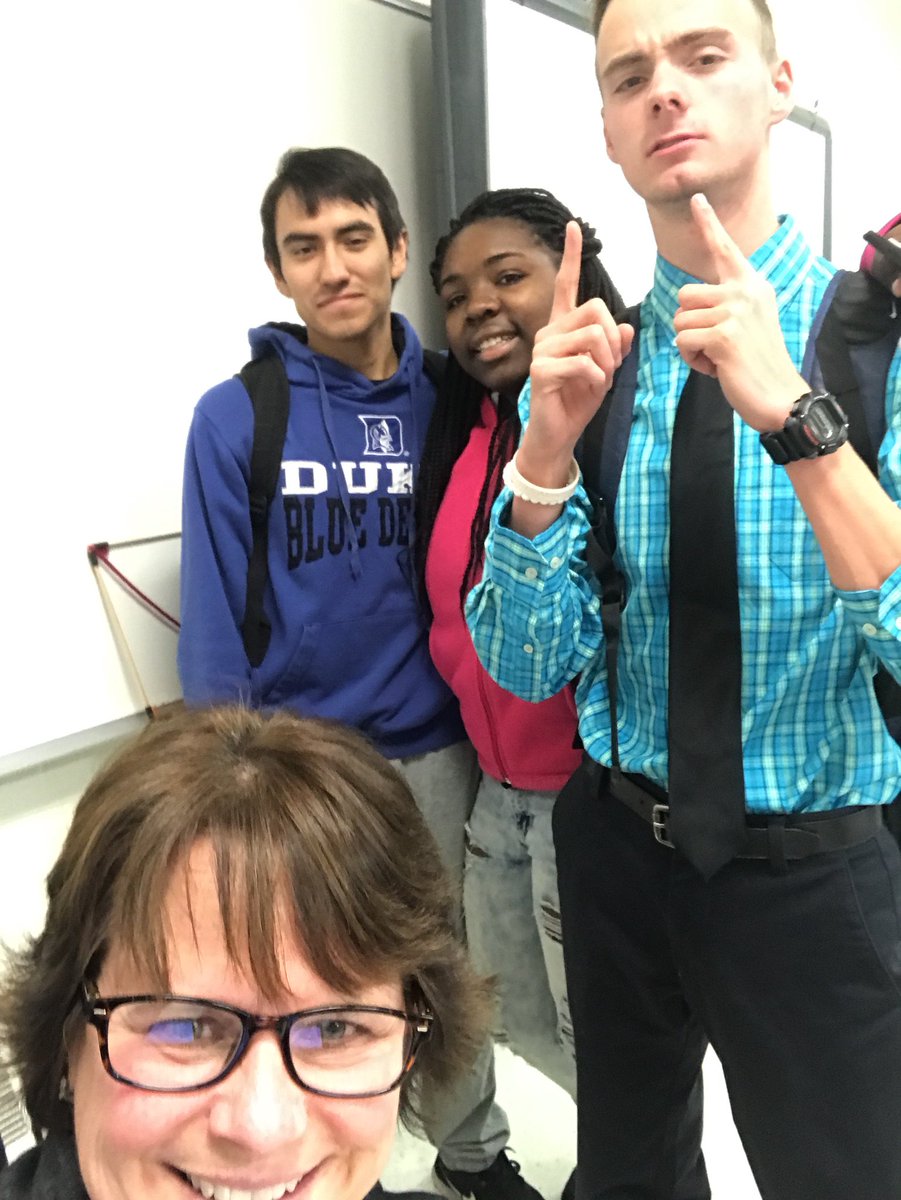 marrijul's tweet photo. Some of my best students https://t.co/8KW7qV7xSA