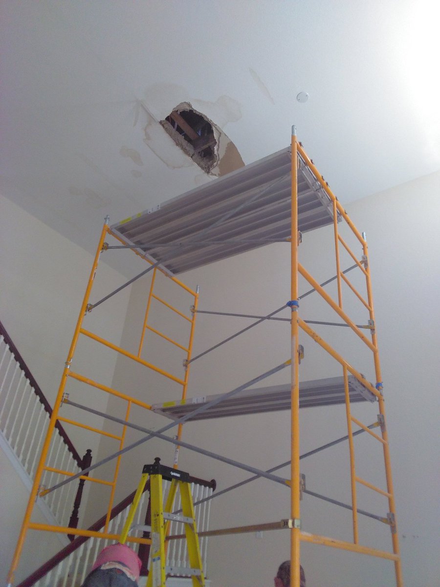 yourhomeshero's tweet image. Get your home ready before your holiday company arrives! Openings still available before 2018. Give us a call
3527021550