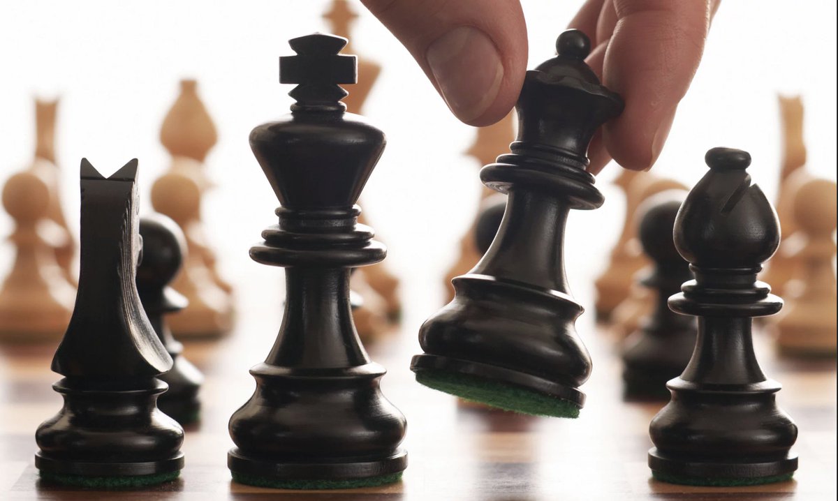 In contrast to #AlphaGo, the shocking #AI news here isn't the ease which with which #AlphaZero crushed human *players*, but the ease which which it crushed human *AI researchers*, who'd spent decades hand-crafting ever better chess software: theguardian.com/technology/201…