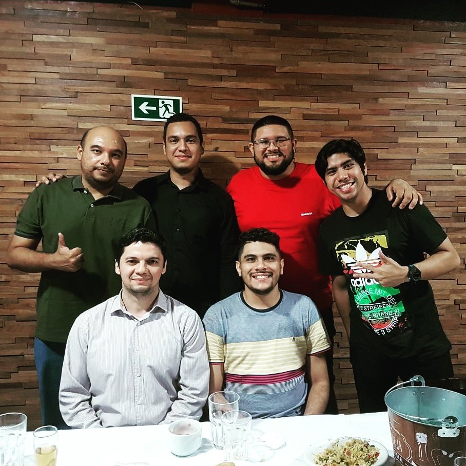 lucasbennun's tweet image. Agora sim chegou a foto que eu queria! Ontem nossa CONFRA!!! 2017 foi um ótimo ano! Vaaaleu!! #vem2018! Somos do #SRBR #SystemDev #Samsung #SEDA #SEDAM #gratidao