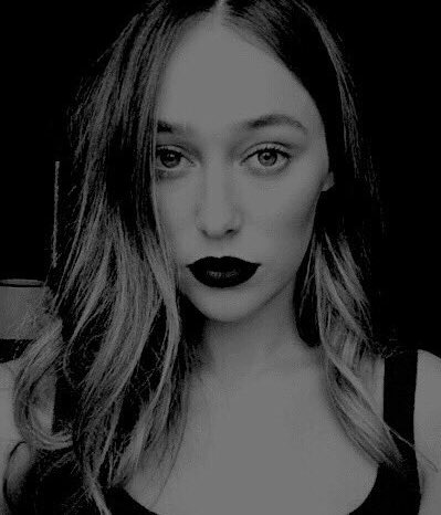 brxkengxddess's tweet photo. 『 i see the best minds of my generation destroyed by madness. 』

𝚖𝚞𝚛𝚍𝚎𝚛𝚎𝚜𝚜 𝚊𝚗𝚍 𝚜𝚌𝚑𝚒𝚣𝚘𝚙𝚑𝚛𝚎𝚗𝚒𝚌.  

〝 ─ ʀᴜɴ ᴀᴡᴀʏ ғʀᴏᴍ ᴍʏ ʙʀᴏᴋᴇɴ ʜᴇᴀʀᴛ. 〞

〘 https://t.co/Haj4iGErZE 〙

¿ｒｔ？ https://t.co/p0UR0Ew2xj