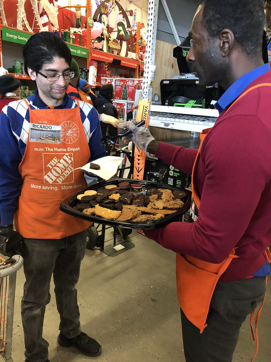 successmei's tweet photo. 20days of giving challenge(giving someone a snack/refreshment @John_Wiley285 @Dkauffmann1281 @DLapshan @RonnieOddo @NicoleSmithHD @012Jacky @JoseRod45007915 @BrandyHLove #mill Basin💪🏽 https://t.co/OLfRnzDjbC