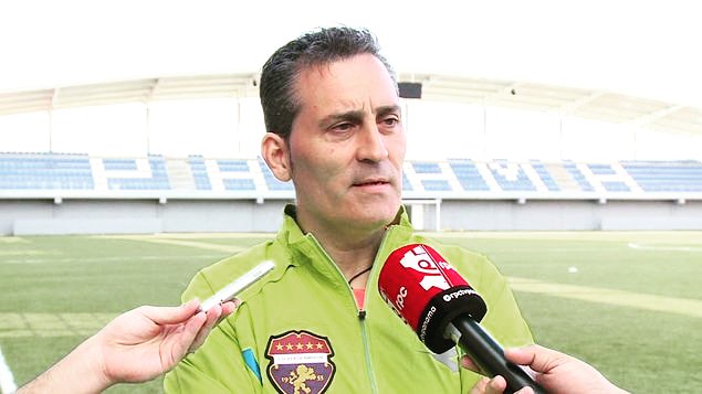 "Orgullosos de defender ese escudo de nuevo. El reto es dar una identidad de juego al equipo y por supuesto ir por el campeonato con las máximas exigencias": Juan Carlos García, nuevo técnico de #Plaza. #ArribaPlaza 🦁