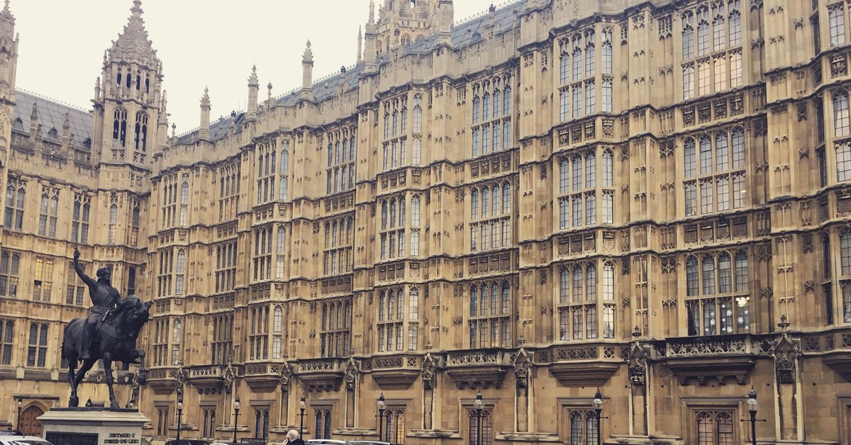 ca_desouza1's tweet photo. In London for @CleanSheet_UK charity board meeting today - great venue for it #meetingroomwithaview https://t.co/kB7J8bFI5D