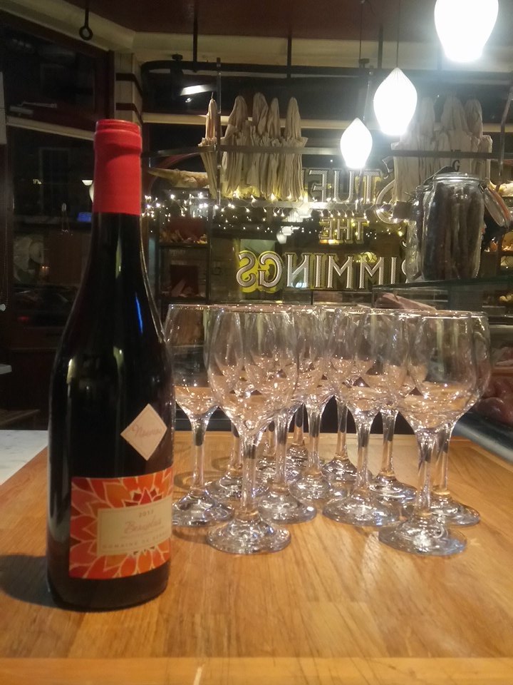 We just checked on the @herbfed turkey in the Drumbecue and it's looking good. Pairing up with this Beaujolais Noovoo from <a href="/Madeinlittlefr/">MadeInLittleFrance</a>