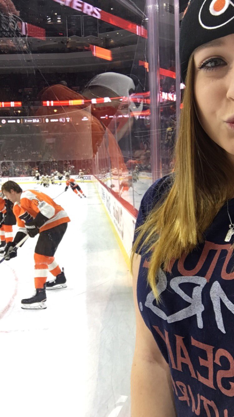 Happy 25th birthday to the love of my life, Sean Couturier 