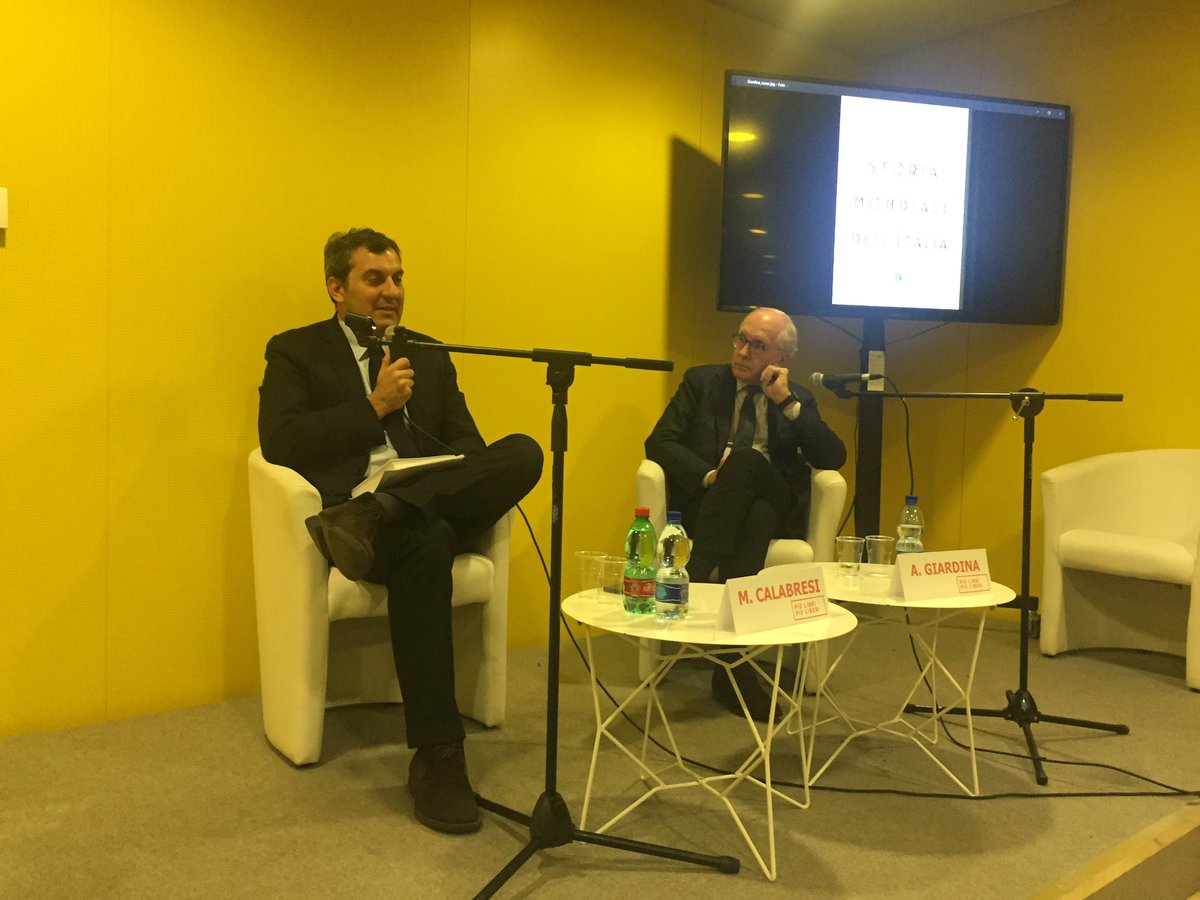 Giuseppe Laterza (@giuslat) on Twitter photo "La storia del nostro paese è una storia di contaminazioni": <a href="/mariocalabresi/">Mario Calabresi</a> presenta la Storia mondiale dell'Italia a cura di Andrea Giardina a @piulibri17 "La storia del nostro paese è una storia di contaminazioni": <a href="/mariocalabresi/">Mario Calabresi</a> presenta la Storia mondiale dell'Italia a cura di Andrea Giardina a @piulibri17
