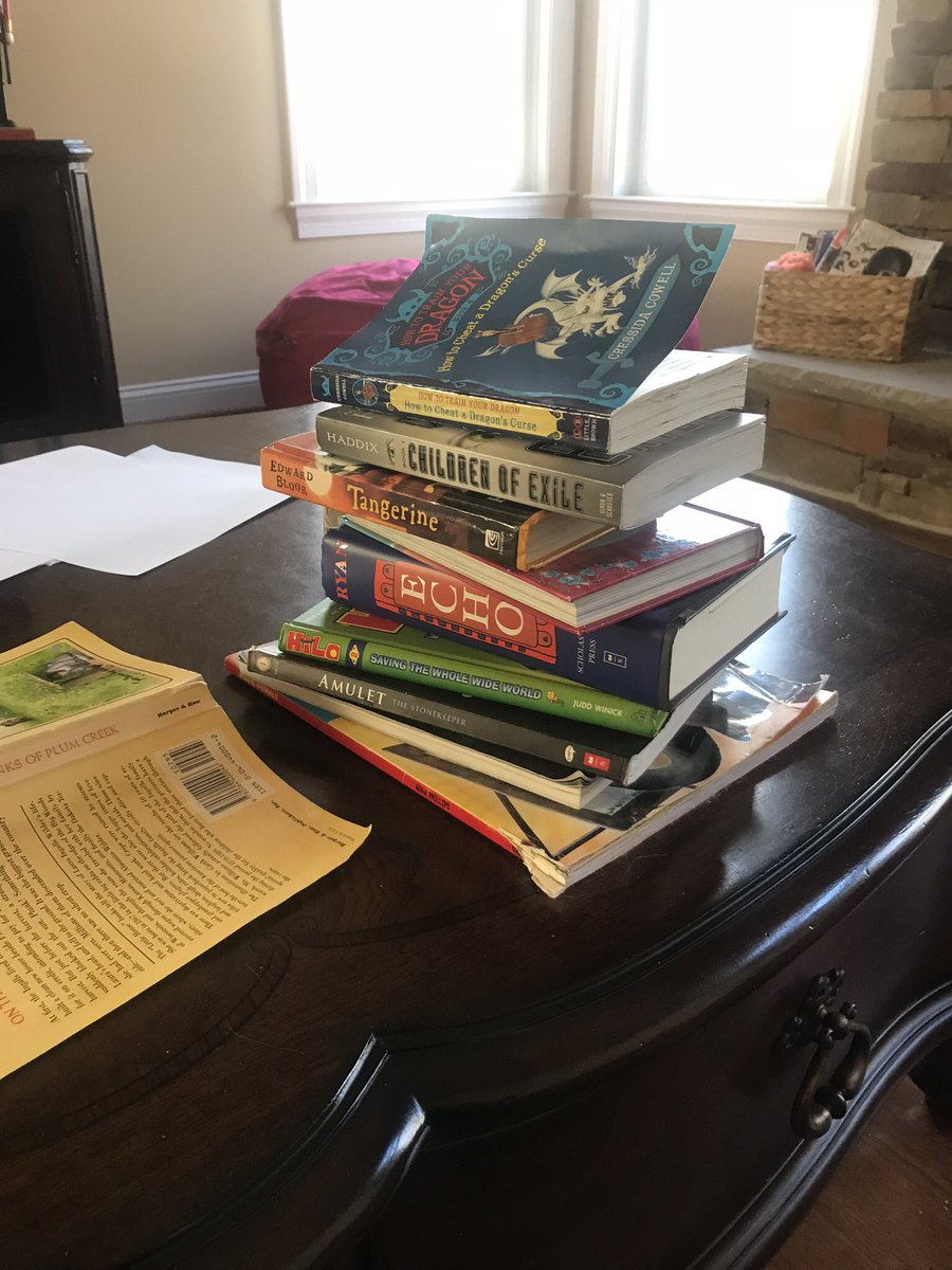 Kateywrites's tweet image. This is how I clean the house. #stacksofbooks #kidlit #momlife #raisingreaders