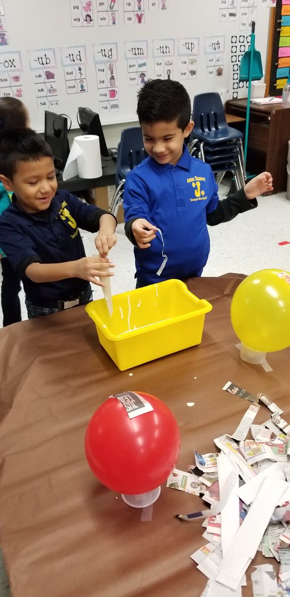 wonderwoman956's tweet photo. #DeSTEAMber @AJacksonElem @pedrorgar @sylviaibarra5 @DrGonzalez8 @BVieh @McAllenISD https://t.co/0yY0wnGTU8
